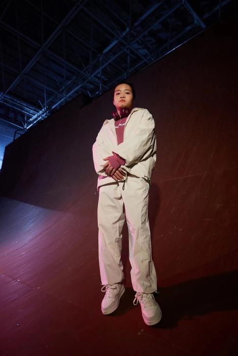 16岁中国女孩刘清漪斩获Outbreak大赛女子组冠军，