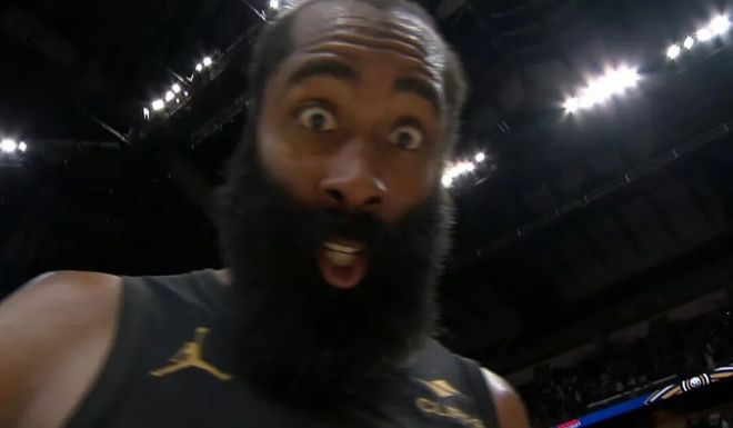 哈登末节暴走率队逆转 骑士双枪合力擒鹈鹕