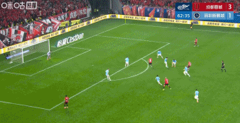 成都蓉城外援席尔瓦独造两球，助球队大胜青岛