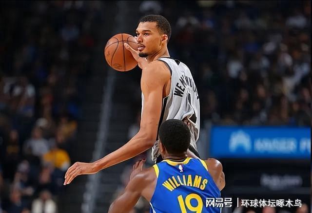 文班亚马狂砍41+18 马刺客场掀翻勇士创十连胜